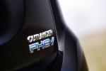 Mitsubishi Outlander PHEV Juro 2016 года (UK)